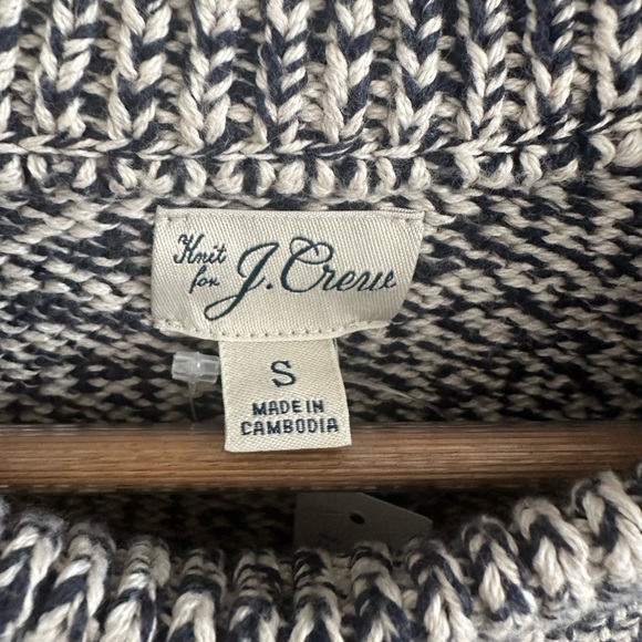 J.Crew men’s sweater, Small NWT - Picture 2 of 4